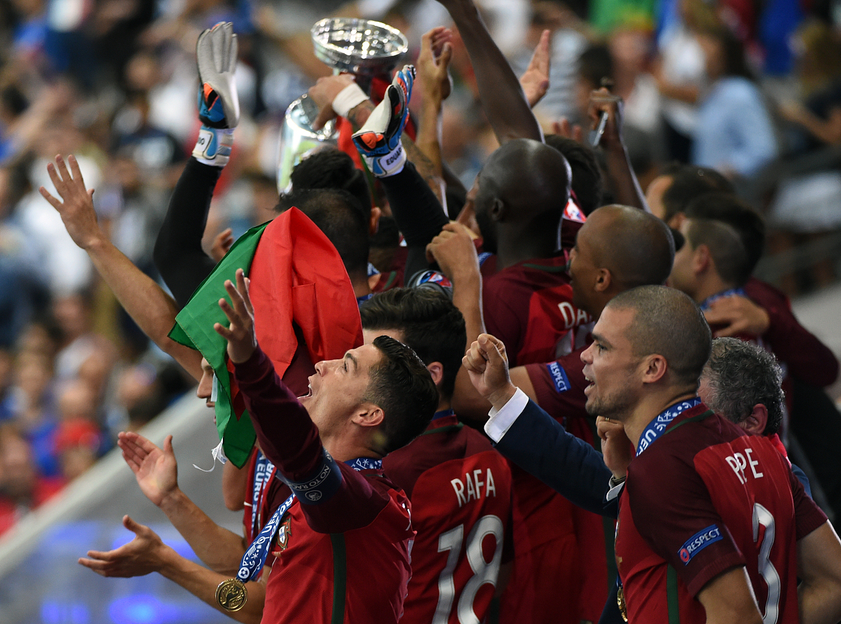 法国队力克葡萄牙队，波尔惊艳四座