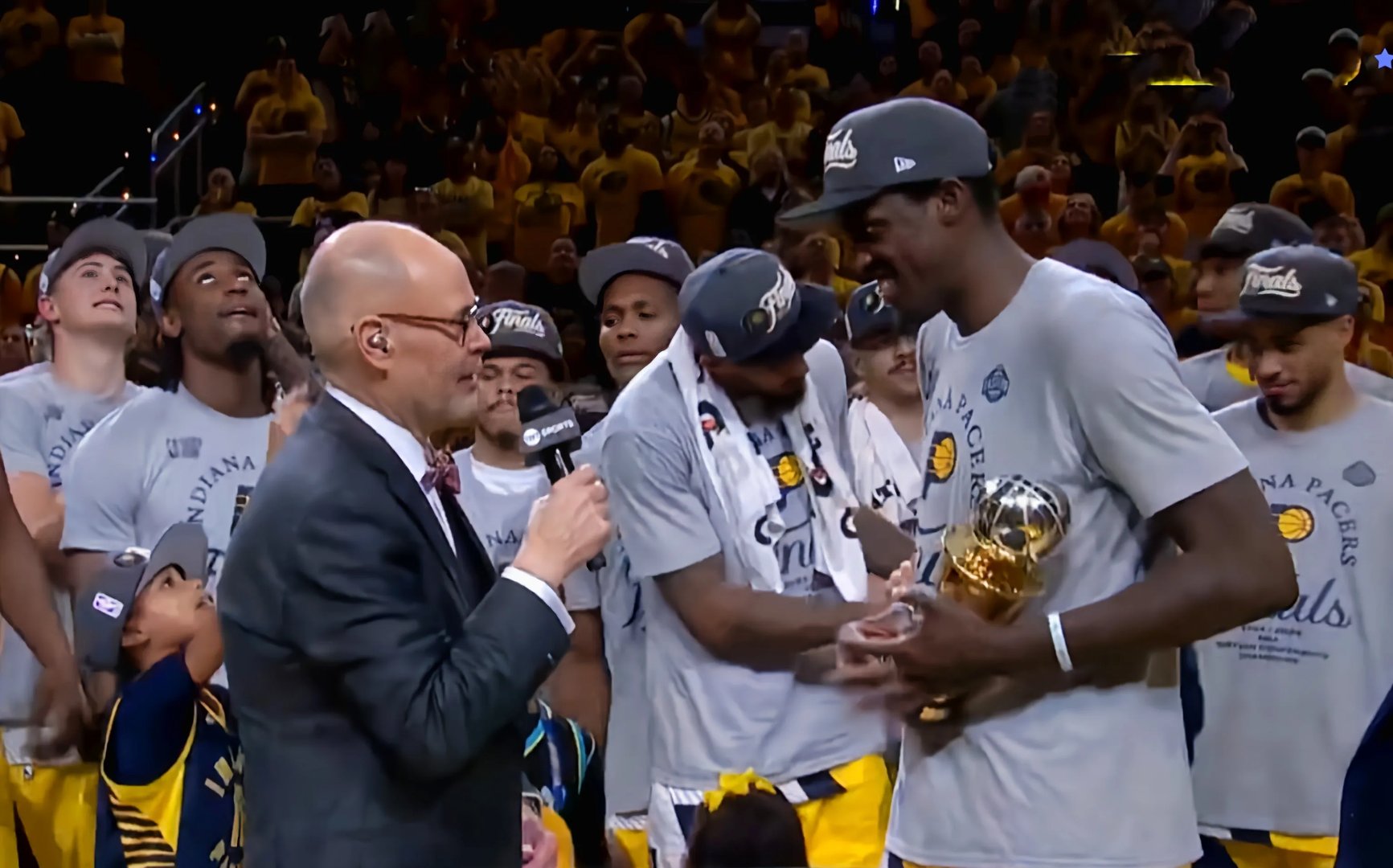 广东队横扫凯尔特人，西亚卡姆扛起全队