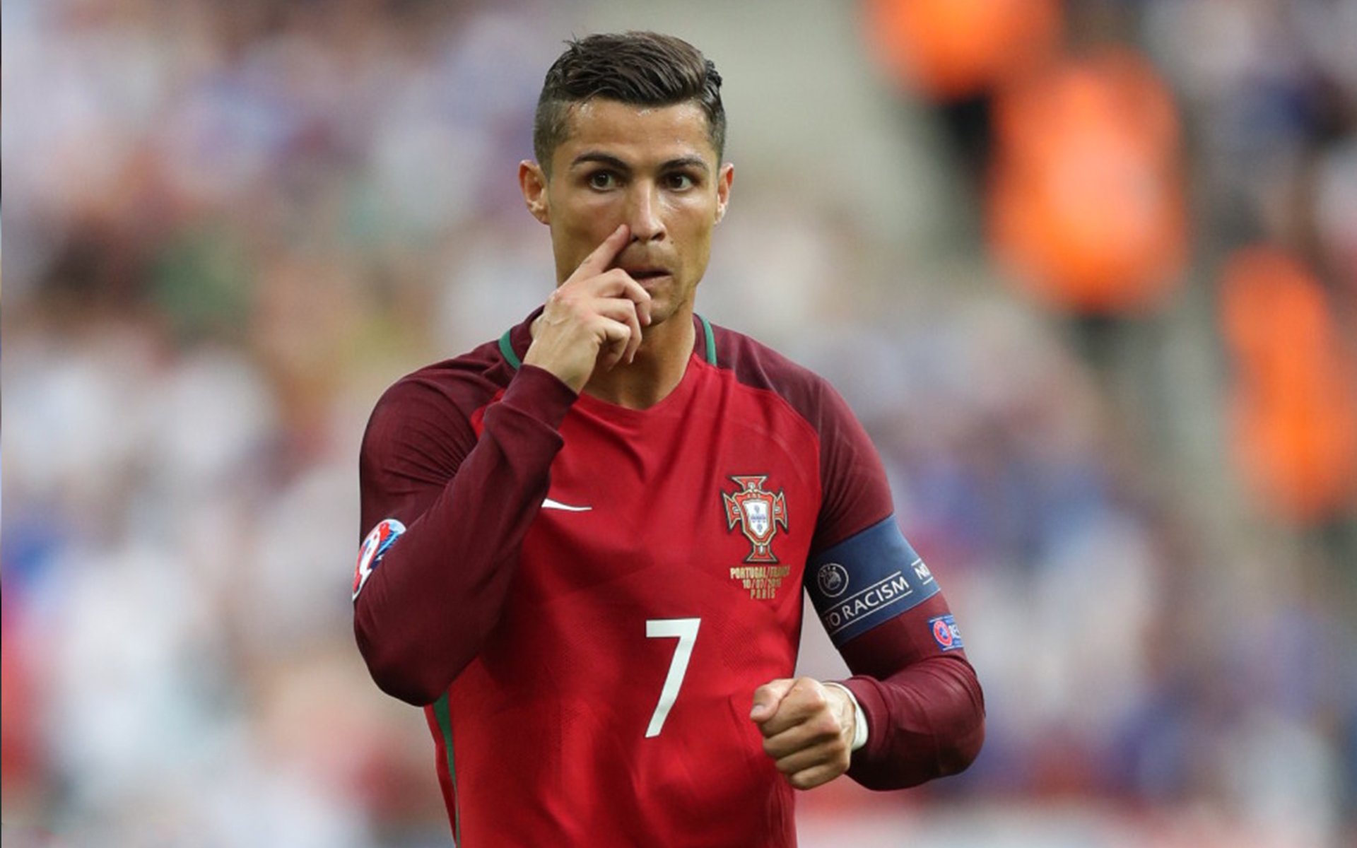 篮球的唯一性时刻，当防守交响乐在费城奏响，而一道穿越时空的天赋在亚平宁接管比赛