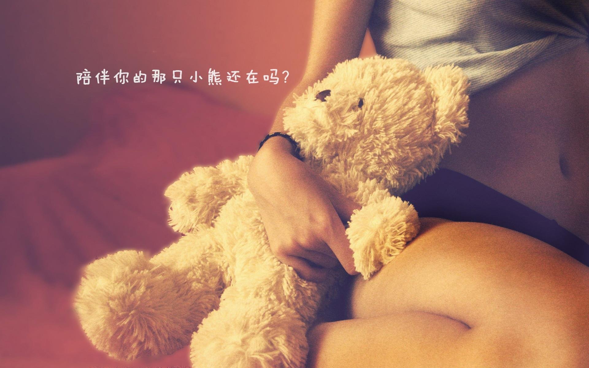 以下是为您构思的四个不同风格的文章标题，以及基于其中一个标题的完整文章内容
